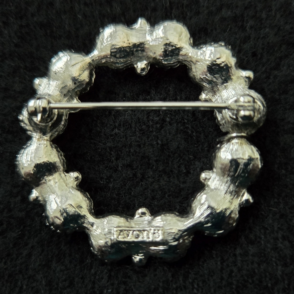 Vintage Avon Pearl Brooch Grey and White Pearl - Picture 2 of 3